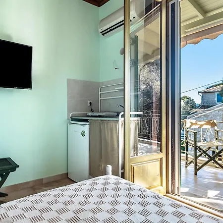 Old Boat 12 Апартаменты Никиана