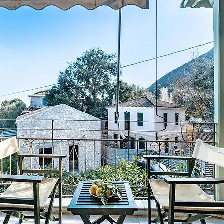 Old Boat 12 Nikiána