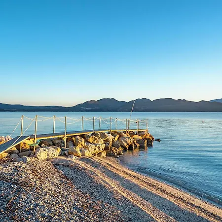 Old Boat 12 Apartman *